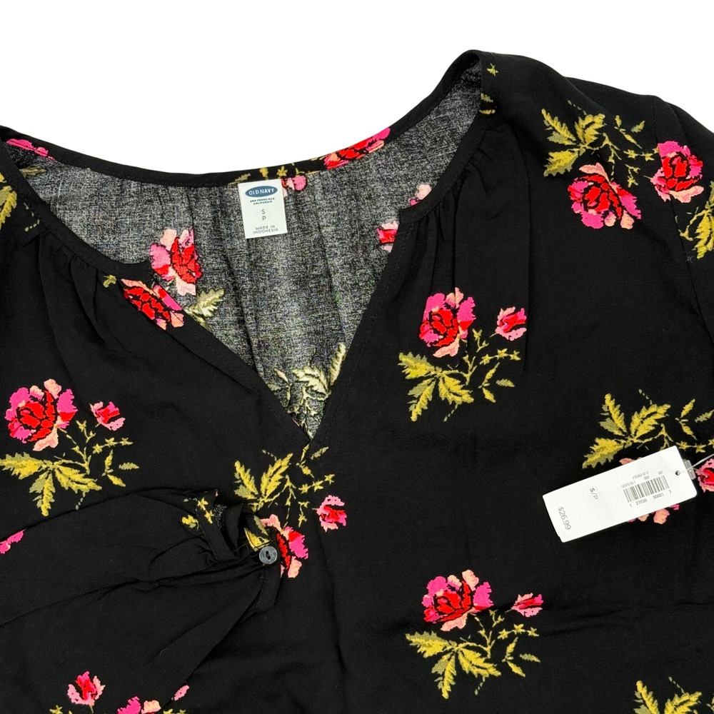 Old Navy Floral Blouse Small Black Pink Rose Long Sleeve‎ Top Womens New